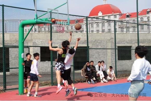 1778813918593800.png 促进新威尼斯入口安全访问身心健康全面